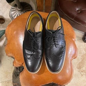 Cole Haan Lunargrand Wing Tip Lace-ups. Size 9M